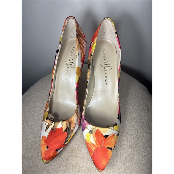 Ivanka Trump Womens slipper Floral Stiletto in Heel Orange Yellow Pump Shoe 8M - Picture 1 of 11